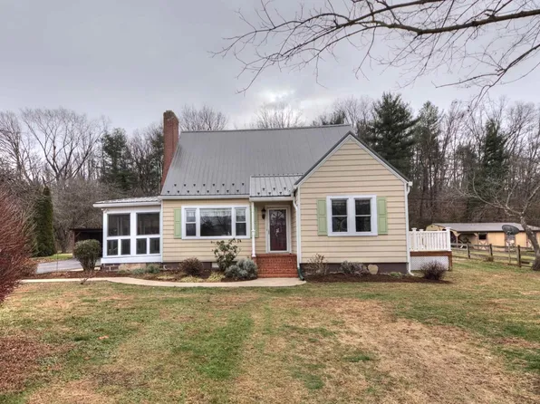 7011 S East Side Hwy, Elkton, VA 22827
