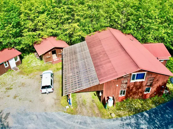 104 SW Walrus Pl, Ketchikan, AK 99950