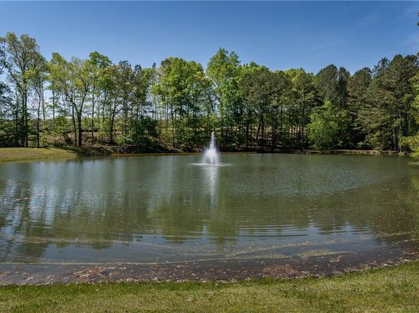 12 Trent Dr SE, Rome, GA 30161