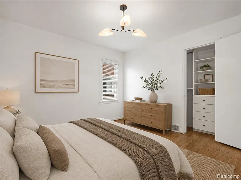 2090 Bradford Rd — Photo 18