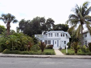 313 S Lakeside Dr, Lake Worth, FL 33460