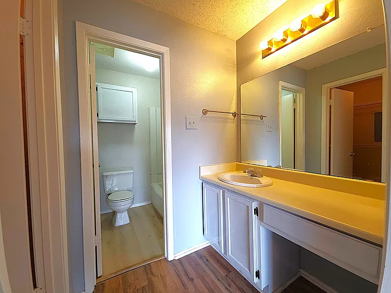 400 W South Town Dr #204 — Photo 25