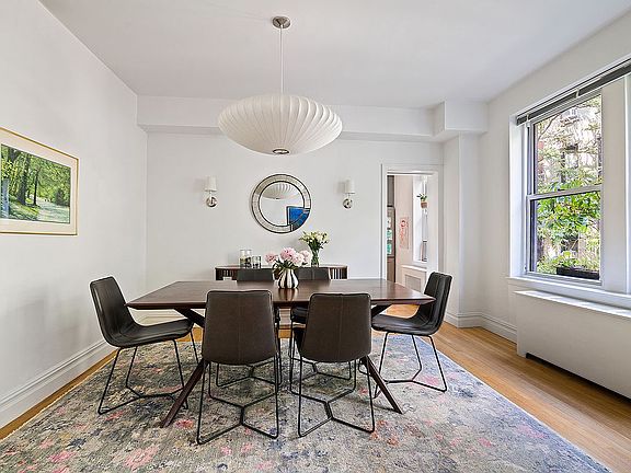 2nd image of 251 W 98th St APT 6C
