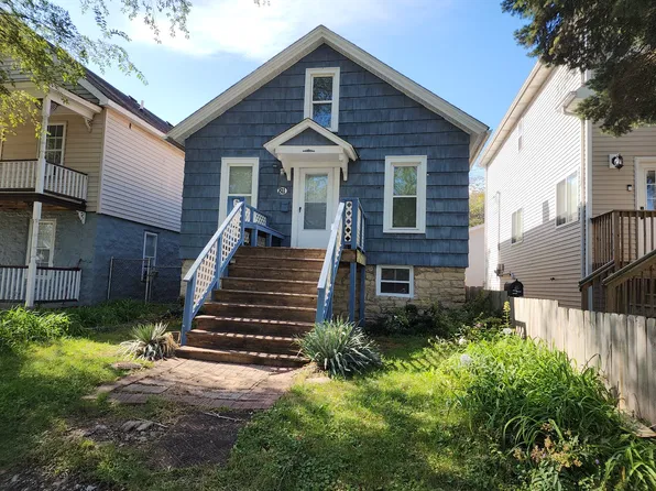 811 N Bluff St, Joliet, IL 60435