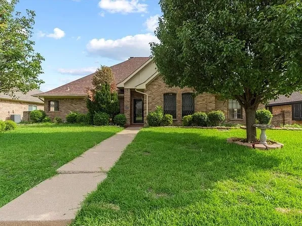 1549 Sussex Dr, Plano, TX 75075