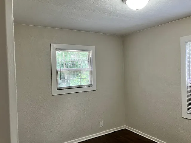 1110 Garfield Ave — Photo 14