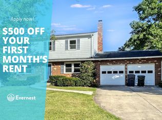 13382 Brookfield Ct, Chantilly, VA 20151