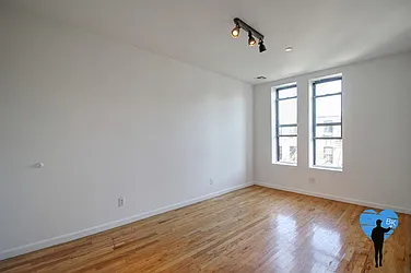 Rented by Next Door Realty NYC
