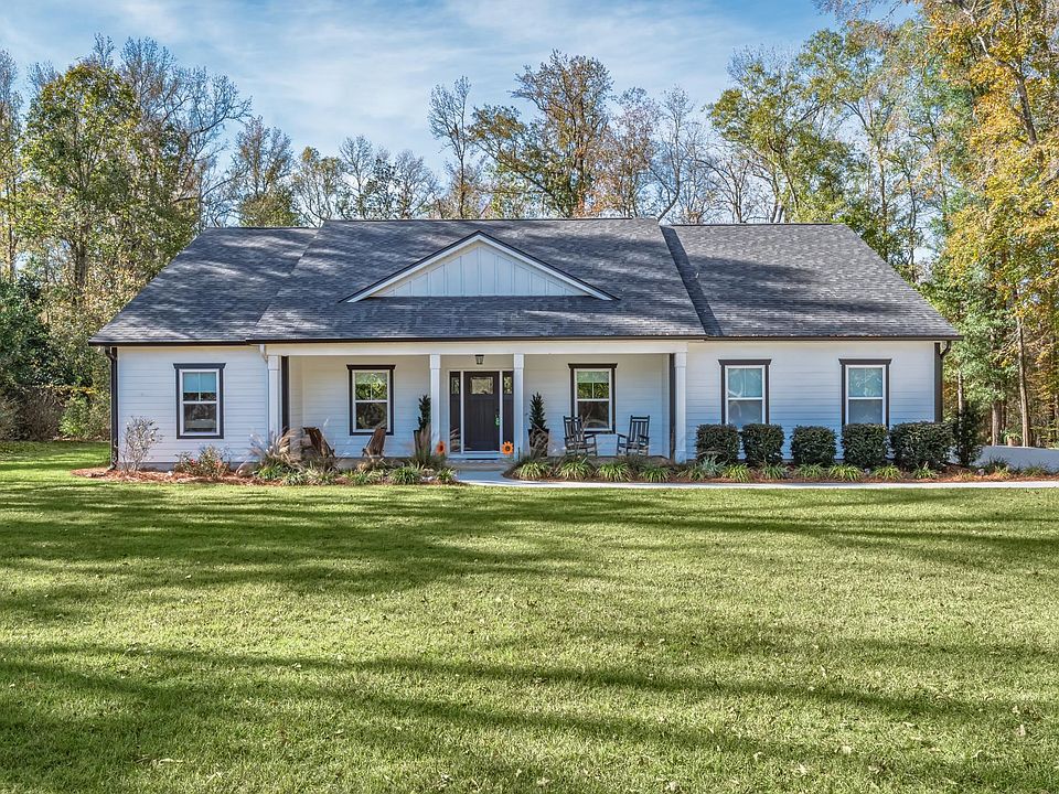 1st image of 106 Apalachee Way