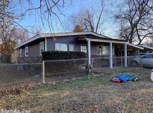 601 Lee Dr, Morrilton, AR 72110