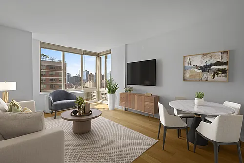 260 W 54th St #18C Photo 1