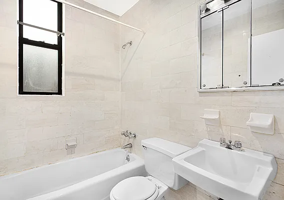 Rented by CitySites Real Estate Group | media 10