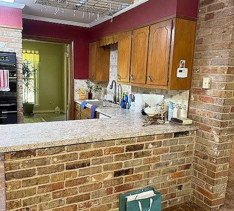 Kitchen Bar