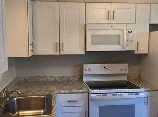 119 Howe St #A, Lodi, OH 44254