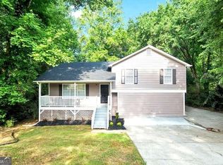 198 White Pines Dr, Dallas, GA 30157