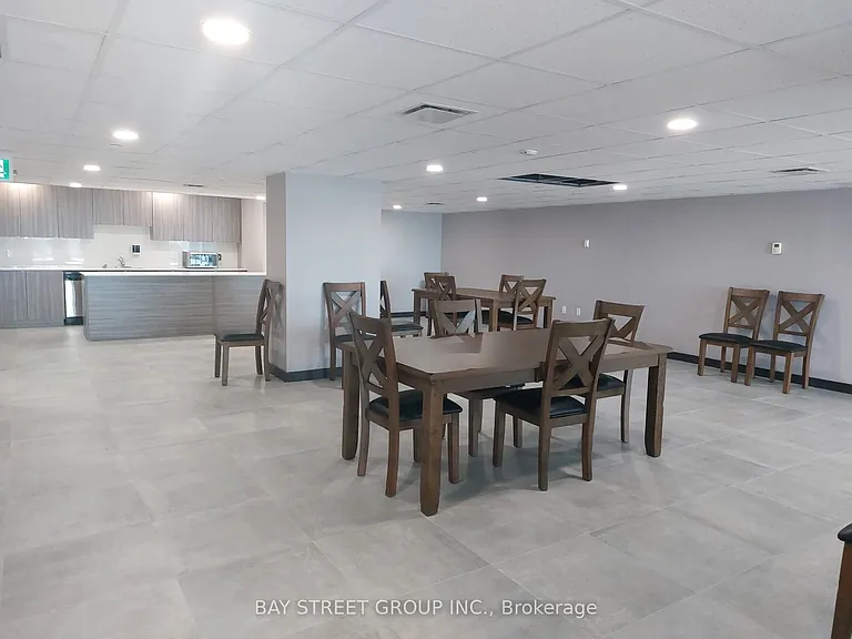 2433 Dufferin St #206 — Photo 29