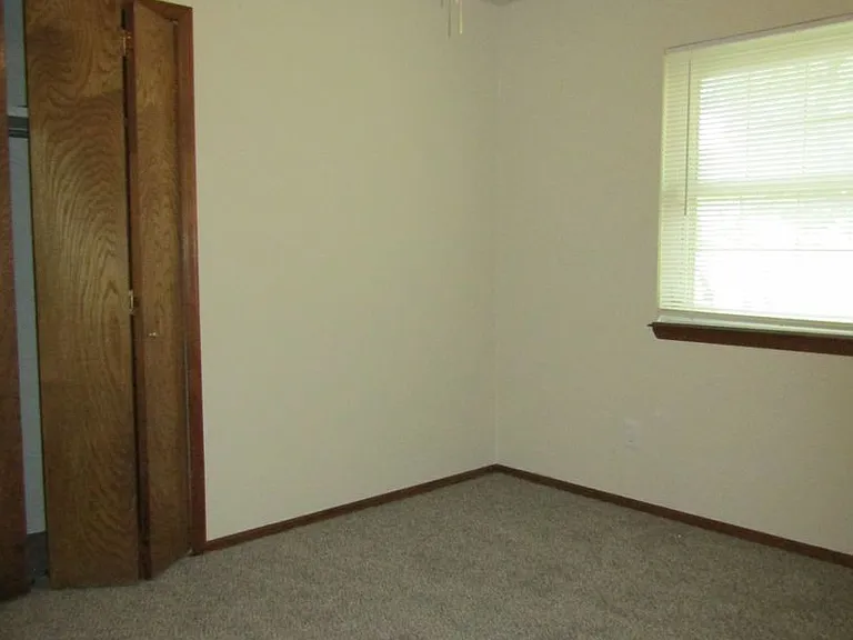 7505 NW Welco Ave — Photo 13
