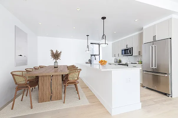 Rented by Dalan Rentals | media 17