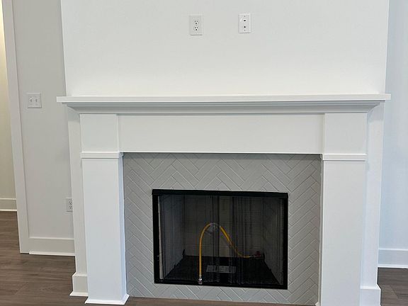 3rd image of 25255 Burlington Dr