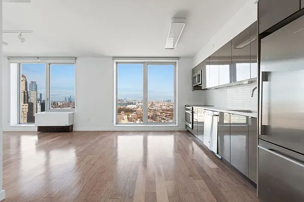 Rented by Greystar | media 21