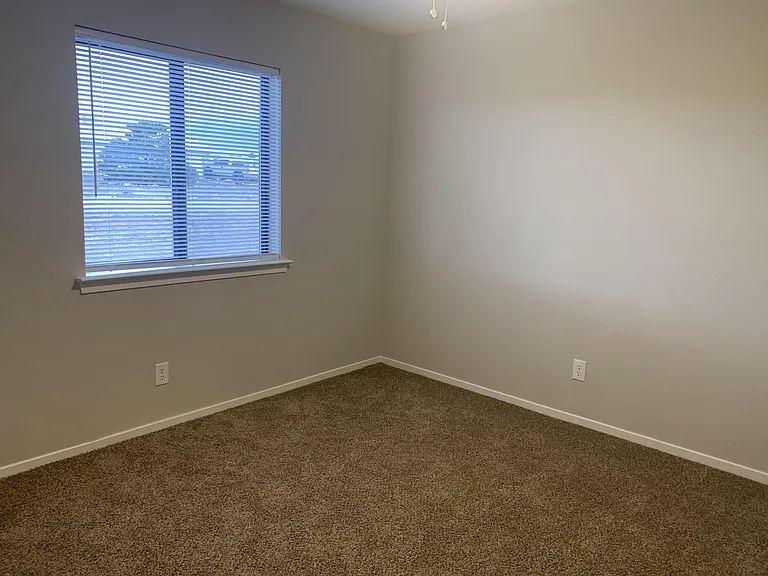 22 David Dr — Photo 8