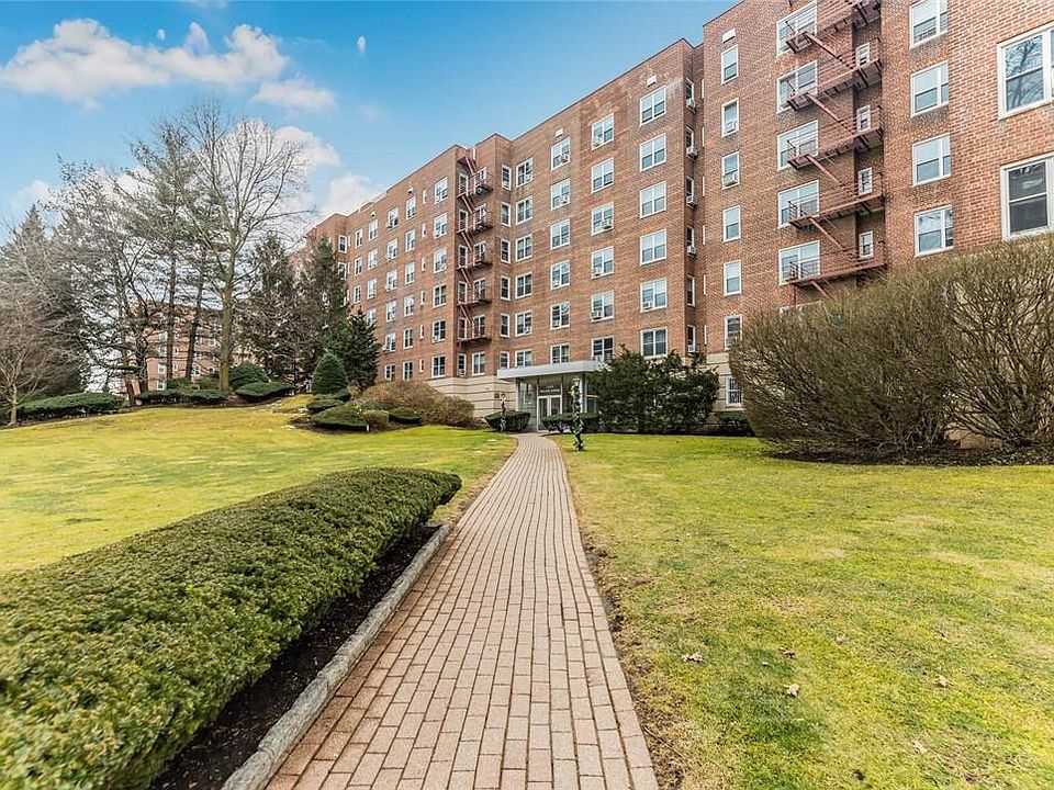 1st image of 1304 Midland Avenue #B63