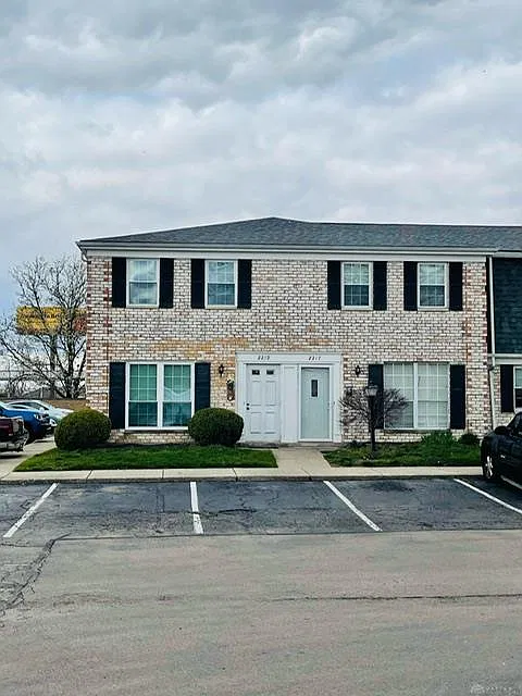 2 bed, 1.5 bath, 992 sqft, $1,250 — Photo 1