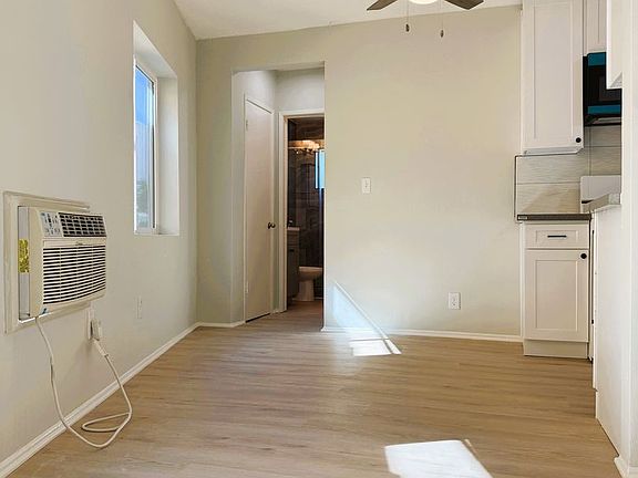 3rd image of 3145 S Canfield Ave APT 6