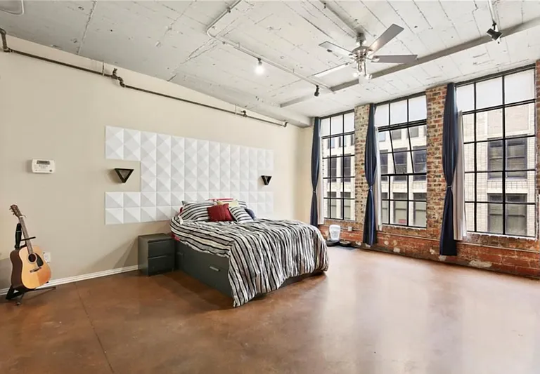 1122 Jackson St #916 — Photo 6