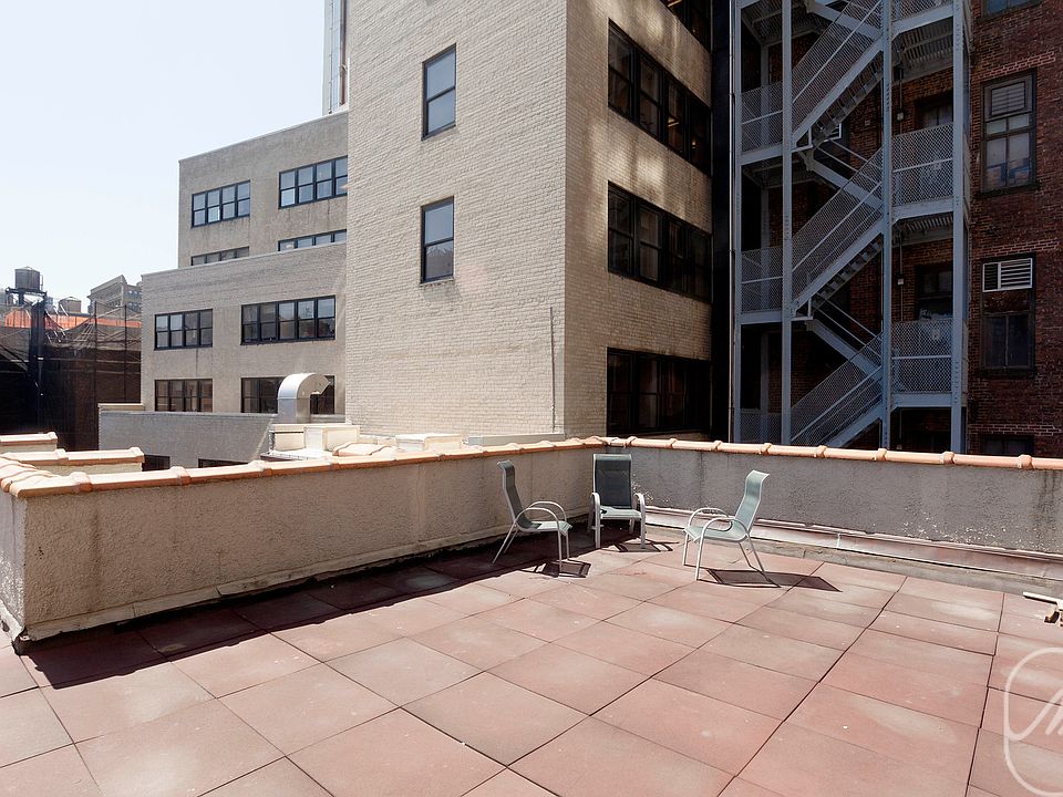 1st image of 10 E 13th St Ph G