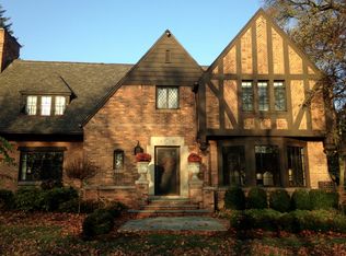 304 Barden Rd, Bloomfield Hills, MI 48304