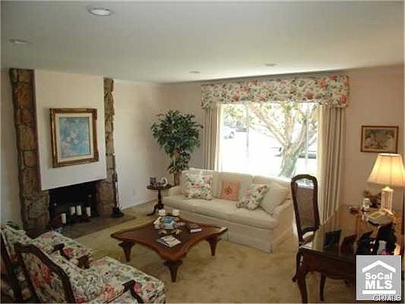 5th image of 2121 Plumwood Ln