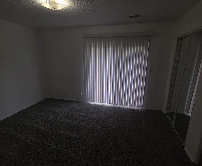 21 N Riley St #210 — Photo 10
