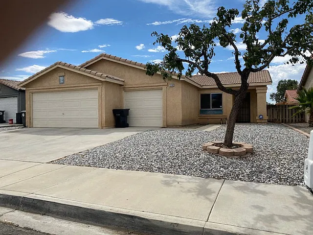 15248 Sunflower Ln