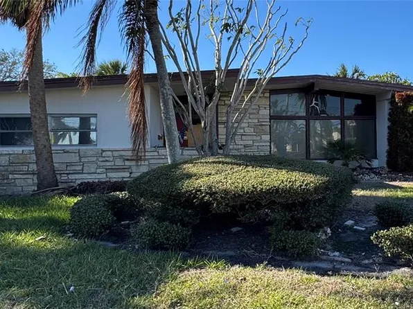 112 Windward Is, Clearwater, FL 33767