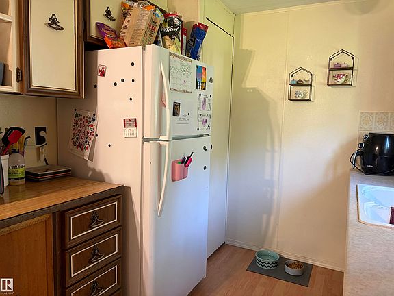 4th image of 11131 Township Road 600 #501
