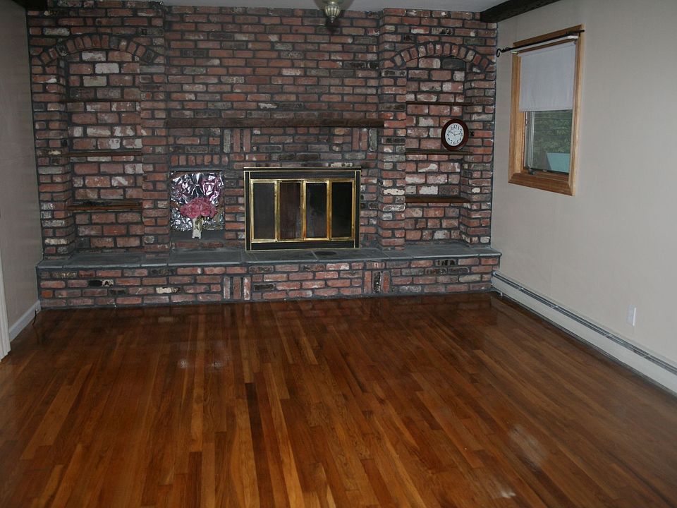 44 Miller Rd, Farmingdale, NY 11735 Zillow