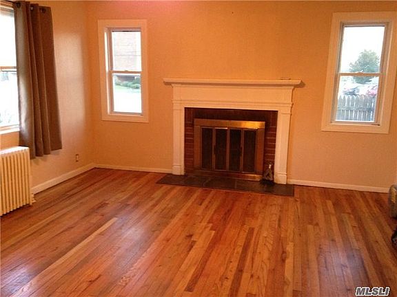 4th image of 26 Cobb Pl