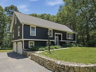 56 King St, Uxbridge, MA, 01569