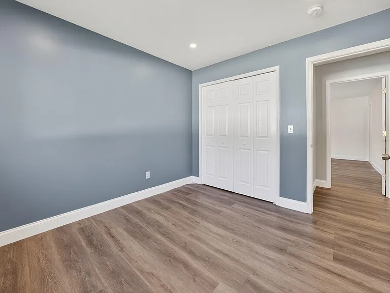 45925 Ashwood Ln — Photo 11