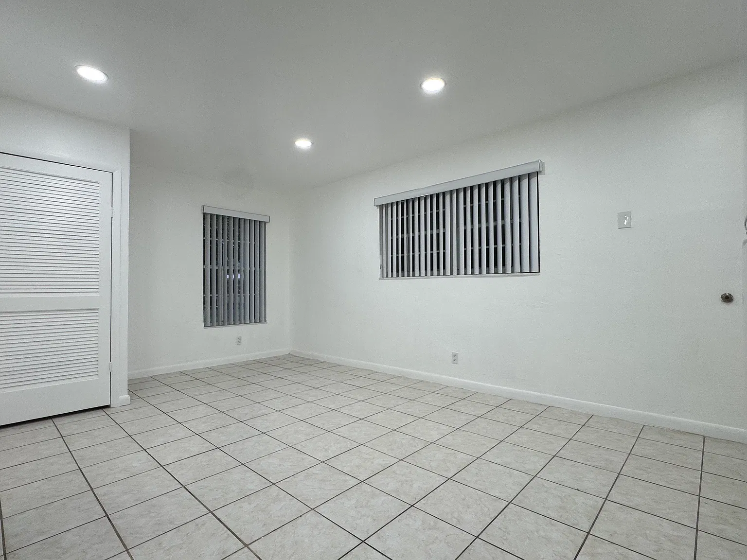 2 bed, 900 sqft, $2,500 — Photo 4