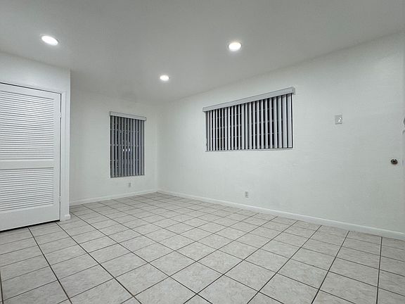 4th image of 190 Florida Blvd #190