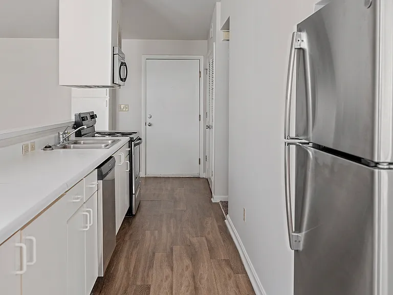 2745 Grinstead Dr #204 — Photo 11