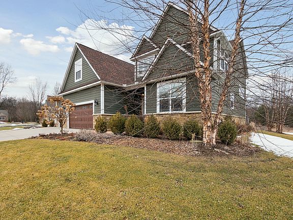 3rd image of 7055 Campbell Mills Ct