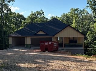 34 Chatburn Ln, Bella Vista, AR 72715