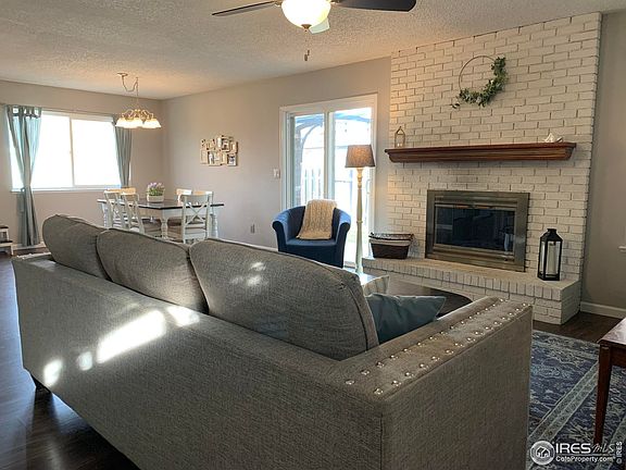 3rd image of 726 Parkview Mountain Dr