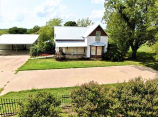 1005 N Main St, Rising Star, TX 76471