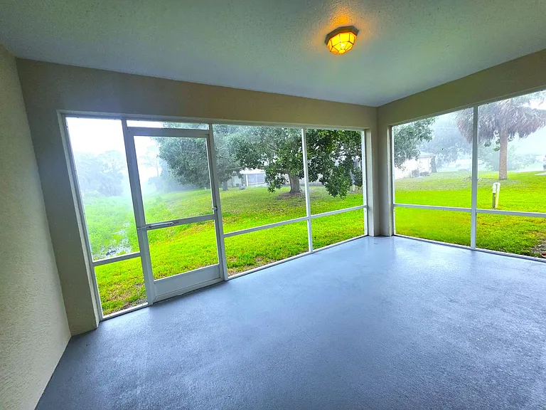 351 Del Monte Rd #B — Photo 27