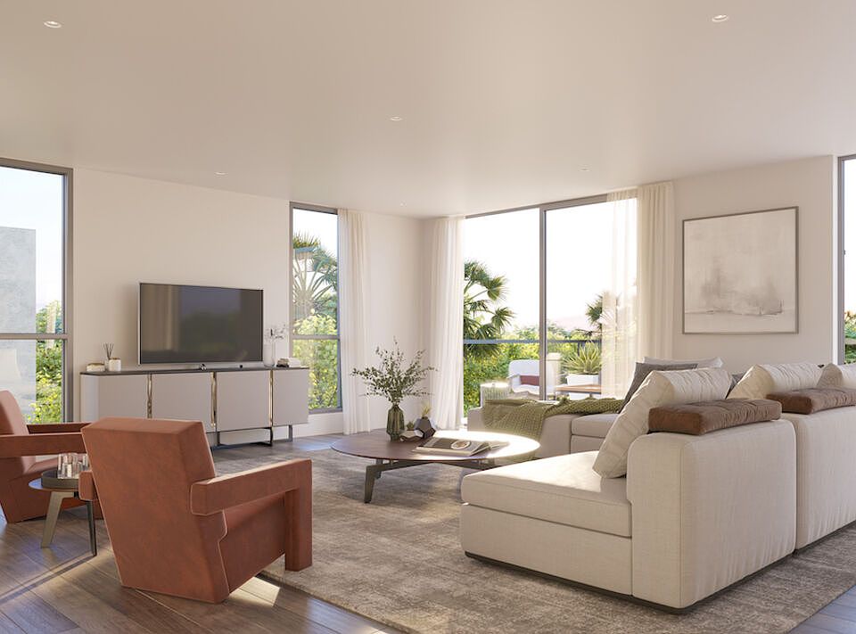 1st image of 728 N Sweetzer Ave #112