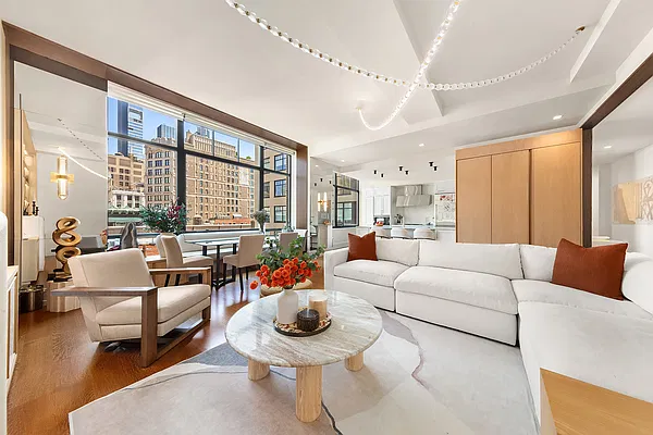 Living room, photo 1